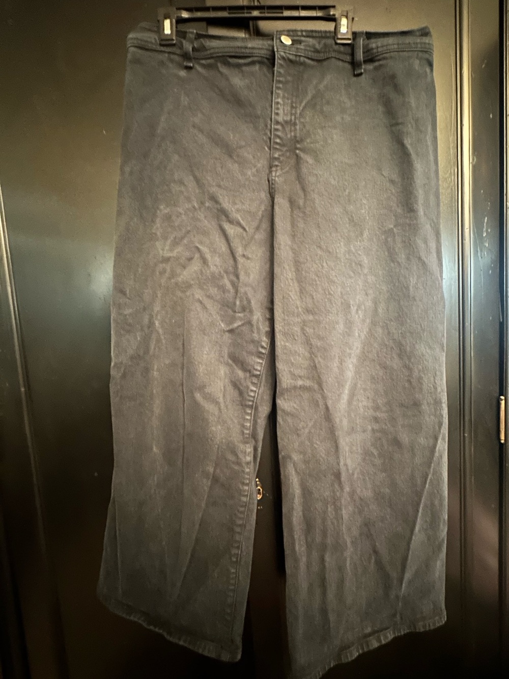 Universal Thread Black Wide-Leg Jeans
